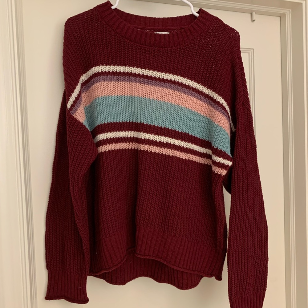 American Eagle crew neck sweater